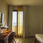 Apulia Taranto Ara Solis 4* Lido Azzurro
