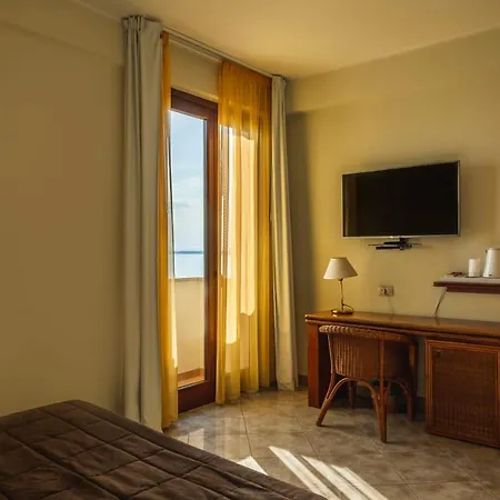 Szálloda Apulia Taranto Ara Solis