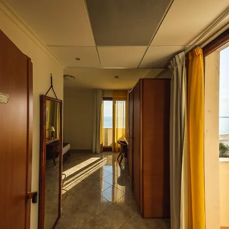 Apulia Taranto Ara Solis Szálloda 4*