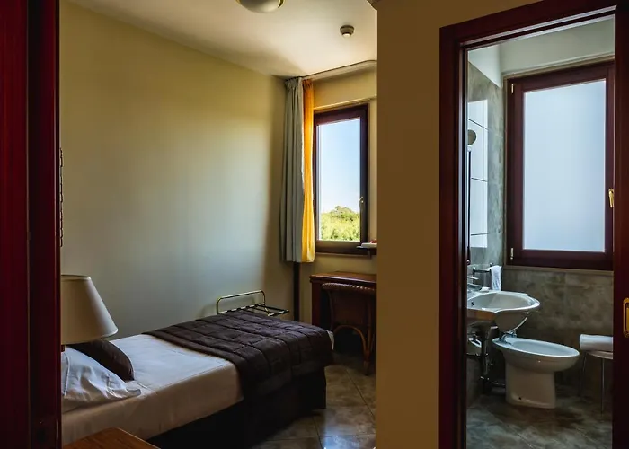 Apulia Taranto Ara Solis 4*