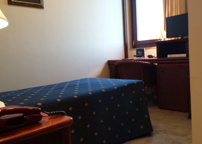 Apulia Taranto Ara Solis 4*