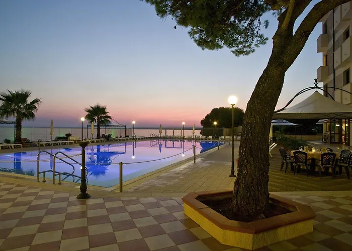 Ξενοδοχείο Apulia Taranto Ara Solis 4*
