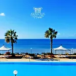 Apulia Taranto Ara Solis 4*
