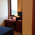 Apulia Taranto Ara Solis 4* 리도 아주로