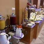 Apulia Taranto Ara Solis 4* 리도 아주로